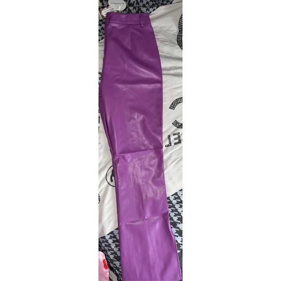 NEW BOOHOO - NEVER WORN‼️ Leather Look Split Hem Trousers US SIZE 6 UK SIZE 10 - Picture 7 of 9